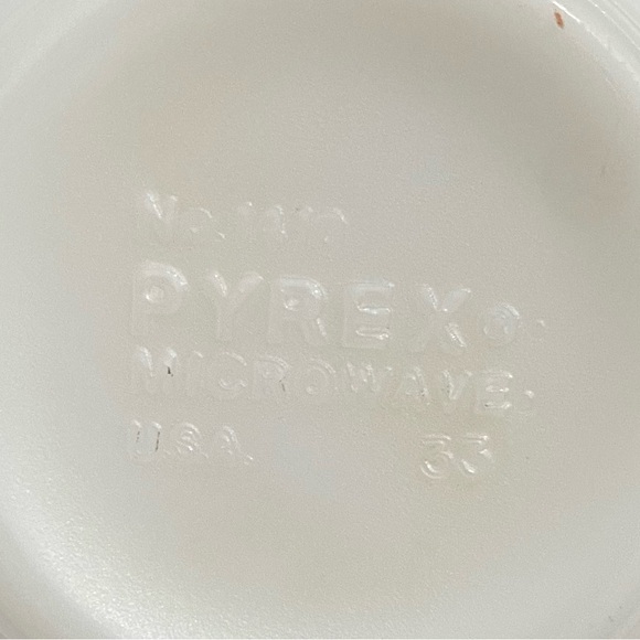 VINTAGE 1970’S SET OF 4 PYREX MILK GLASS MUGS WITH BUTTERFLY PATTERN D HANDLES - Picture 12 of 14